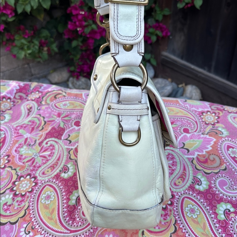 Vintage Coach 65th Anniversary Legacy Line 2006-2008 Ivory Leather Ali Bag - Picture 4 of 15